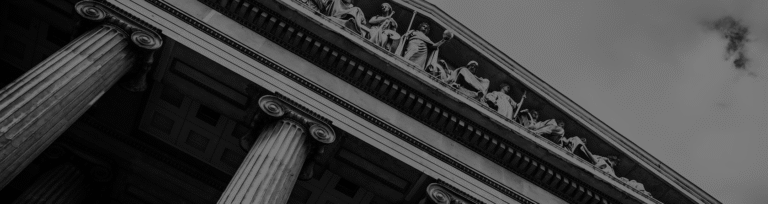 Leonid Tolstov esineb majandusjulgeoleku konverentsil