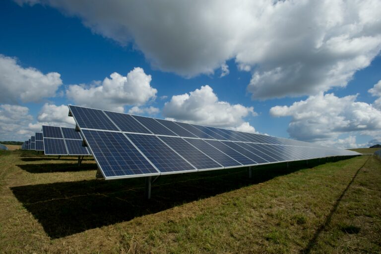 ESTIKO Energia opens Southern Estonia’s largest solar park in Raadi